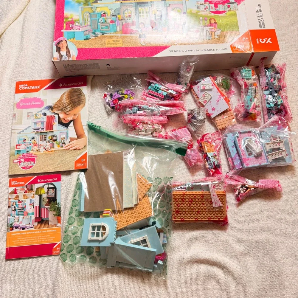 Mega Construx American‎ Girl Grace's 2‑in‑1 Buildable Home Set - AS IS